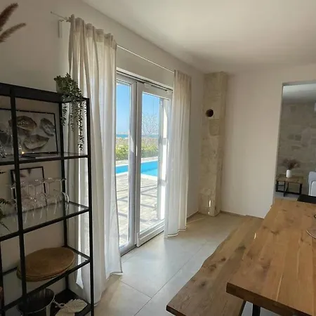 Katarina - Neubau Grosser Pool Beheizt - Meerblick Vila *