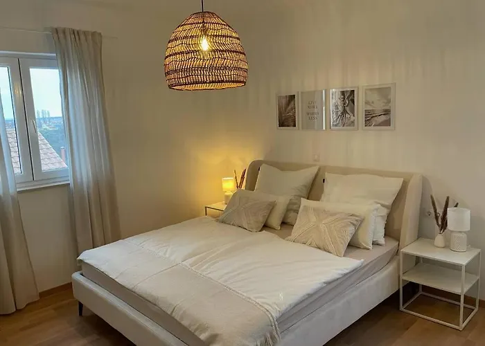 Katarina - Grosser Pool Beheizt - Meerblick